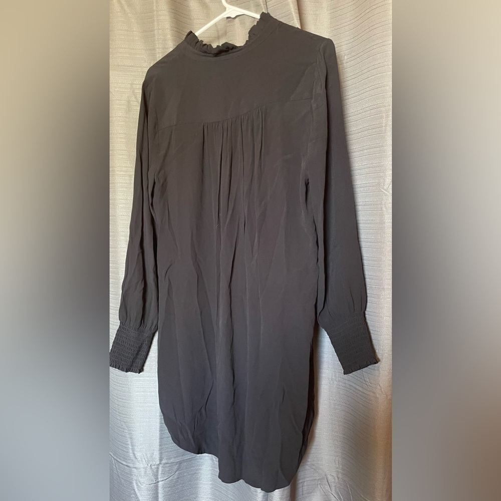 1 State shirt dress.  Black.  Comes with liner/slip. - Picture 4 of 10